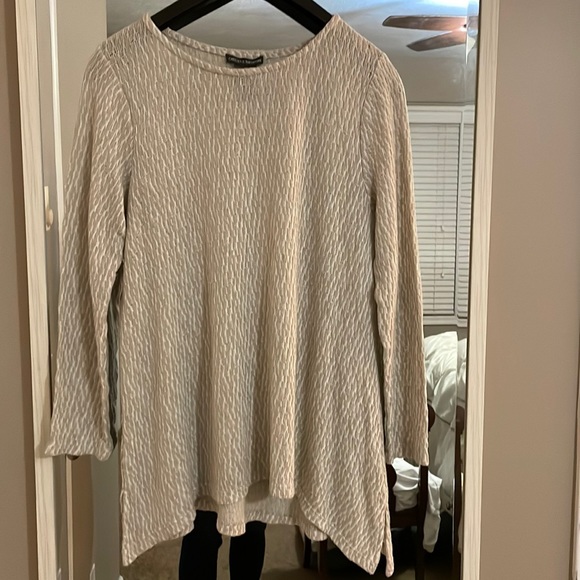 Chelsea and Theodore “Warm Stone” Sweater Size Medium - Picture 3 of 11